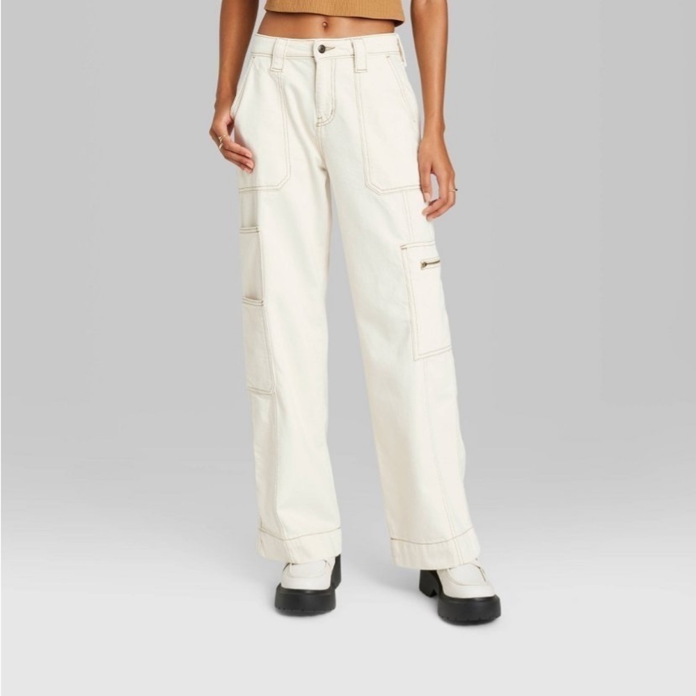Women's High-Rise Cargo Baggy Jeans -
Wild Fable Off-White - Picture 3 of 8